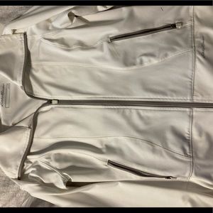 NWOT Off White Eddie Bauer Jacket Size Medium